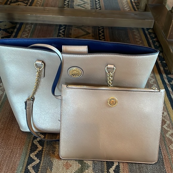 Anne Klein Gold Tote with Matching Clutch - Picture 5 of 11